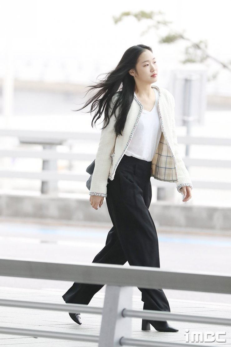 初看不惊艳，再看移不开眼，“第二眼美人”的秘密都在这里了休闲区蓝鸢梦想 - Www.slyday.coM