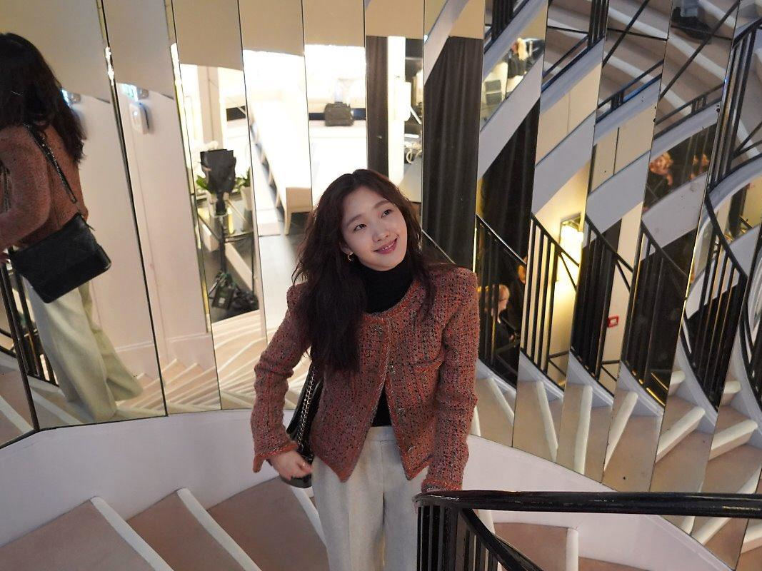 初看不惊艳，再看移不开眼，“第二眼美人”的秘密都在这里了休闲区蓝鸢梦想 - Www.slyday.coM