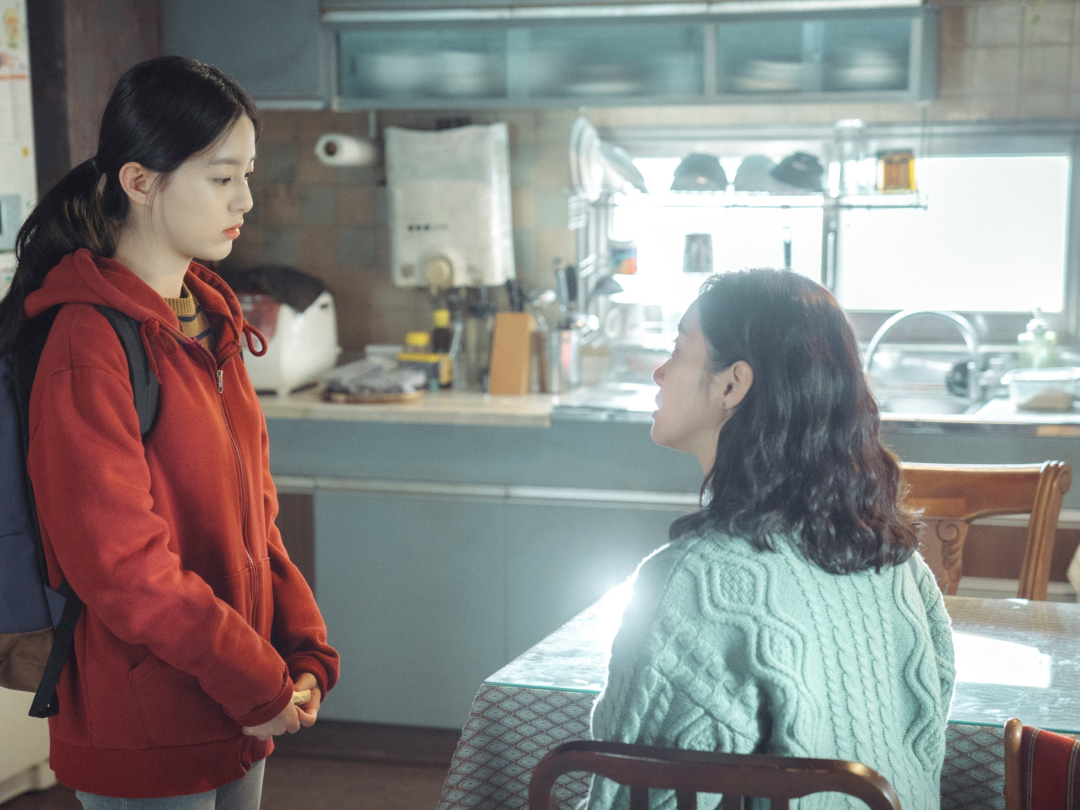 初看不惊艳，再看移不开眼，“第二眼美人”的秘密都在这里了休闲区蓝鸢梦想 - Www.slyday.coM