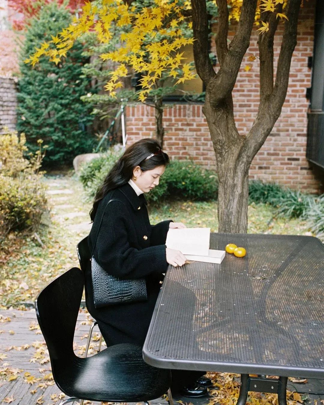 初看不惊艳，再看移不开眼，“第二眼美人”的秘密都在这里了休闲区蓝鸢梦想 - Www.slyday.coM