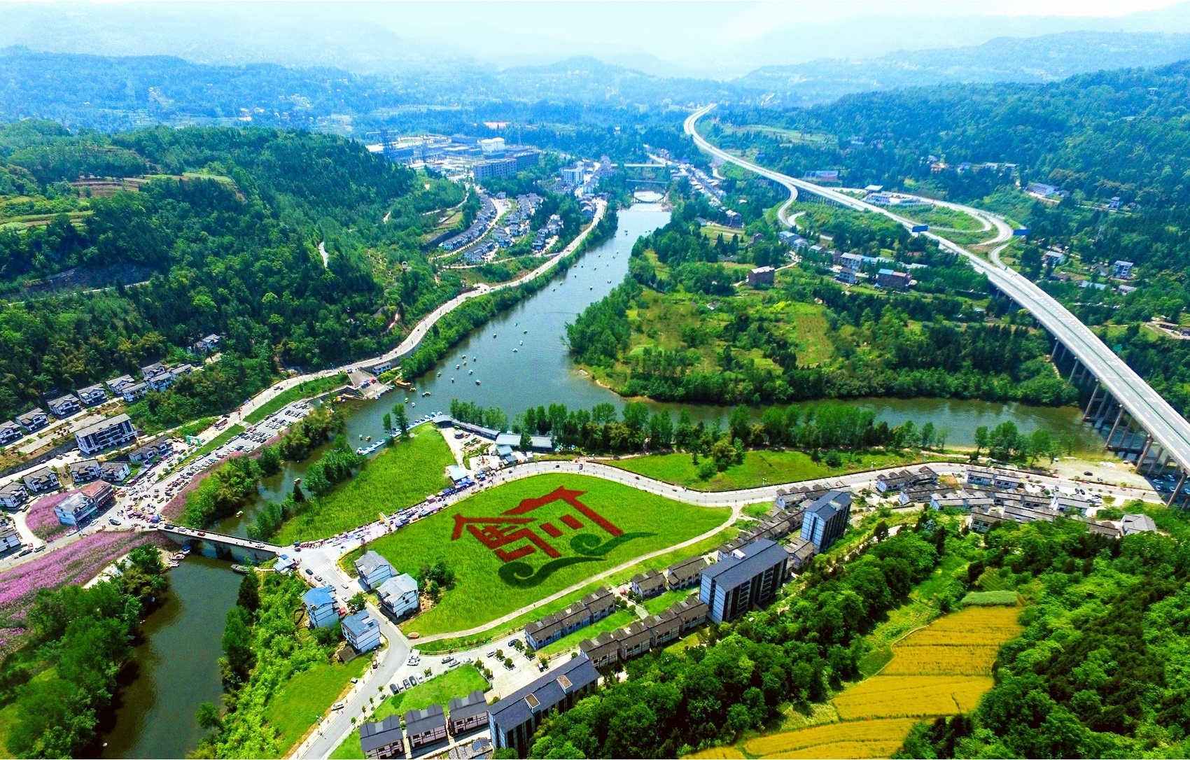 江河上游看变迁·巴中③｜平昌县驷马镇：从“水乡”到4A景区，一湾碧水赋能乡村振兴|江河|巴中市_新浪新闻