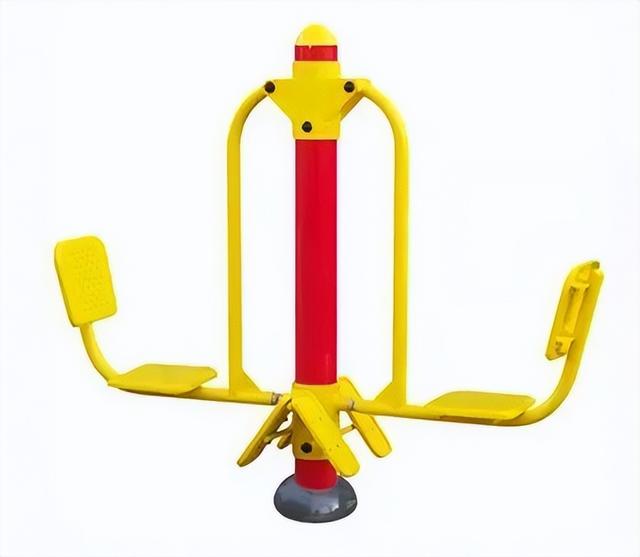 又有孩子被卡了！@所有家长，当心小区里的这些设施！休闲区蓝鸢梦想 - Www.slyday.coM