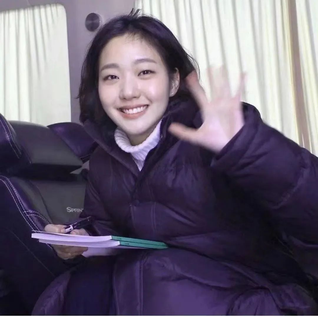 初看不惊艳，再看移不开眼，“第二眼美人”的秘密都在这里了休闲区蓝鸢梦想 - Www.slyday.coM