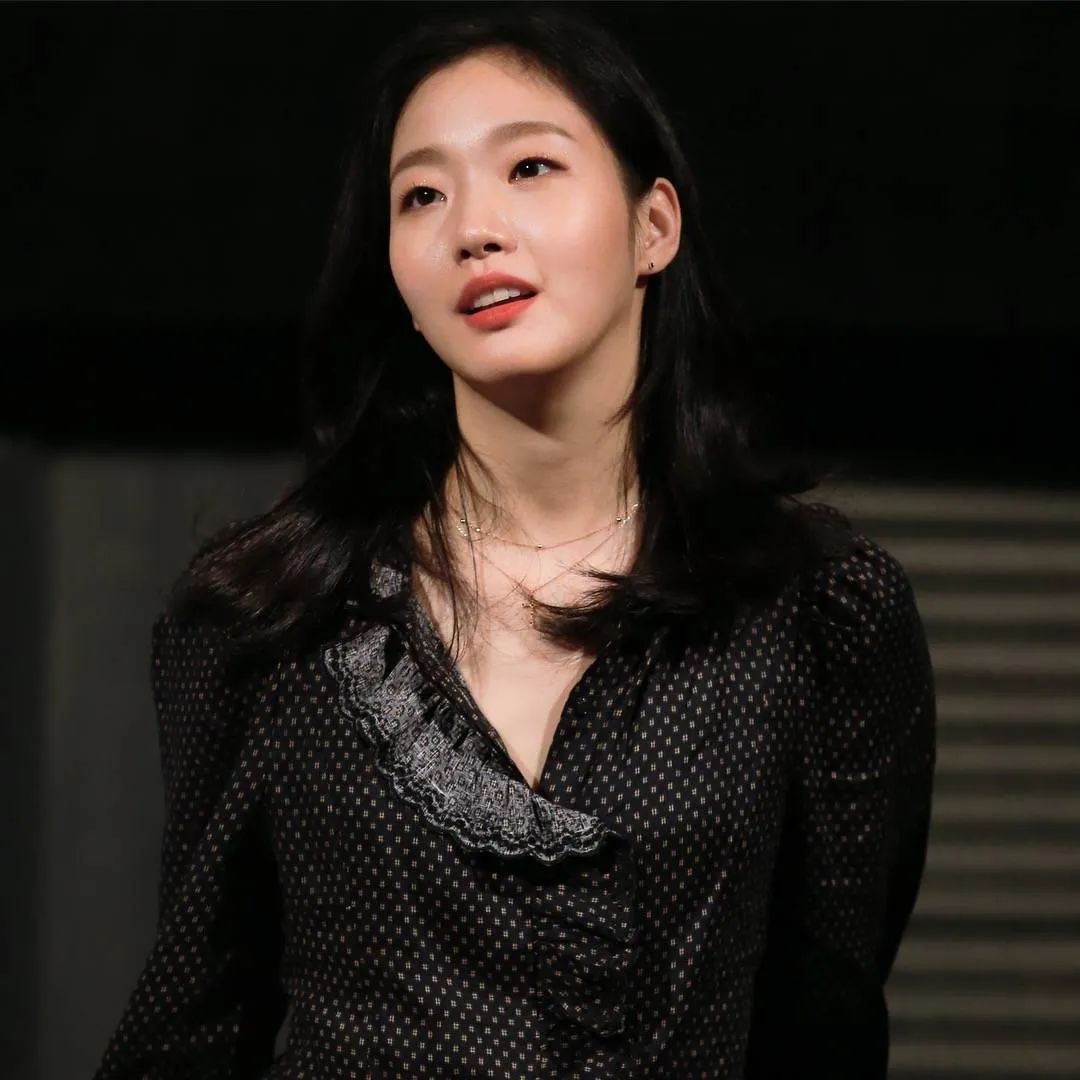 初看不惊艳，再看移不开眼，“第二眼美人”的秘密都在这里了休闲区蓝鸢梦想 - Www.slyday.coM