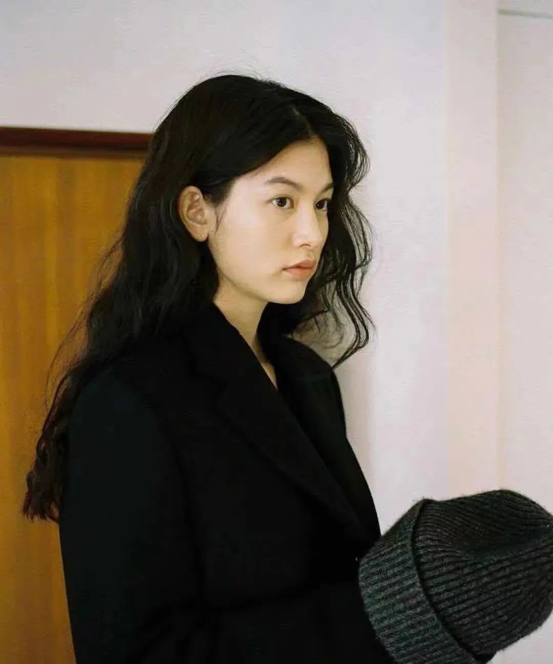 初看不惊艳，再看移不开眼，“第二眼美人”的秘密都在这里了休闲区蓝鸢梦想 - Www.slyday.coM