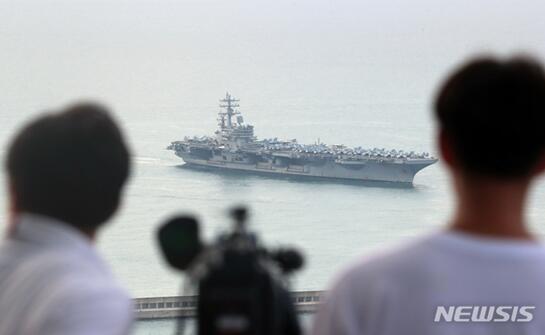 美国核航母群抵达韩国，本月底将参与韩美联合军演休闲区蓝鸢梦想 - Www.slyday.coM