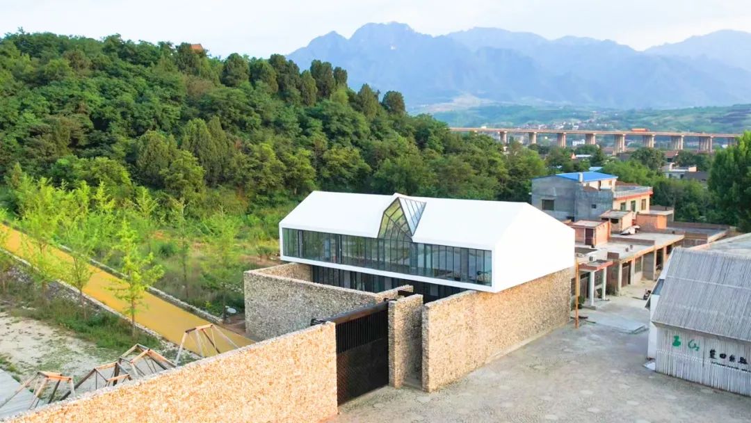 国庆长假去哪里，美丽村庄邀您来！请您为心仪的“最美片区”打call！休闲区蓝鸢梦想 - Www.slyday.coM