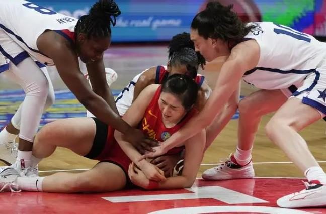 不卑不亢!中国女篮憾负美国女篮,历史第二小分差为自己赢得信心休闲区蓝鸢梦想 - Www.slyday.coM 不卑不亢!中国女篮憾负美国女篮,历史第二小分差为自己赢得信心休闲区蓝鸢梦想 - Www.slyday.coM