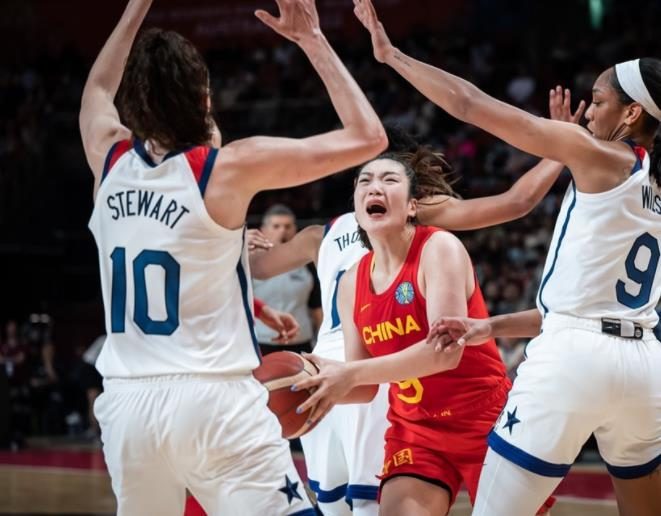 不卑不亢!中国女篮憾负美国女篮,历史第二小分差为自己赢得信心休闲区蓝鸢梦想 - Www.slyday.coM 不卑不亢!中国女篮憾负美国女篮,历史第二小分差为自己赢得信心休闲区蓝鸢梦想 - Www.slyday.coM