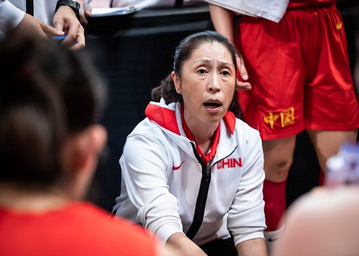 不卑不亢!中国女篮憾负美国女篮,历史第二小分差为自己赢得信心休闲区蓝鸢梦想 - Www.slyday.coM 不卑不亢!中国女篮憾负美国女篮,历史第二小分差为自己赢得信心休闲区蓝鸢梦想 - Www.slyday.coM