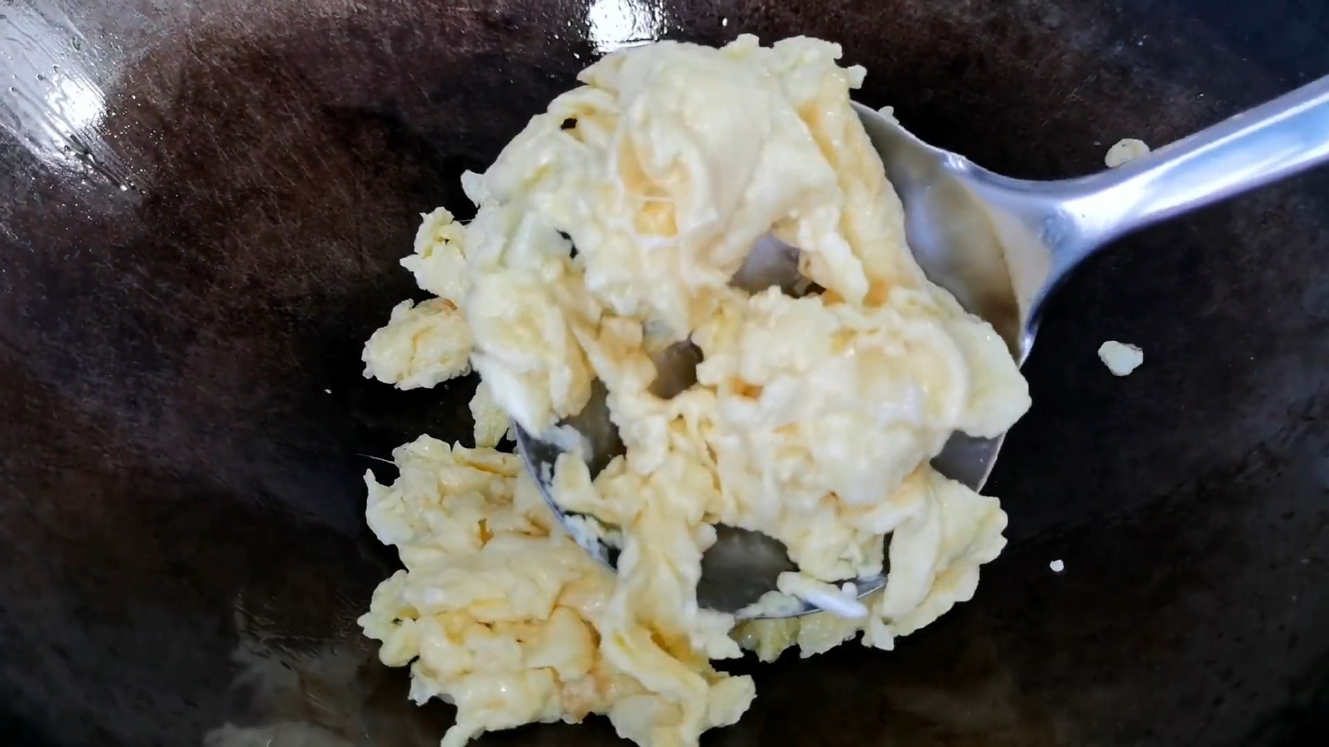 这才是西红柿炒鸡蛋的正宗做法,没半点厨房经验的人也能学会休闲区蓝鸢梦想 - Www.slyday.coM 这才是西红柿炒鸡蛋的正宗做法,没半点厨房经验的人也能学会休闲区蓝鸢梦想 - Www.slyday.coM