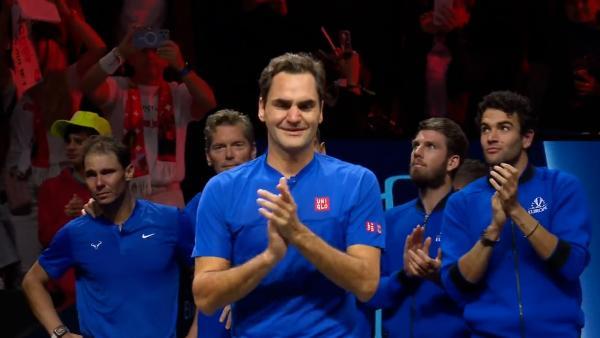 传奇终落幕！费德勒“最后一舞”深情落泪