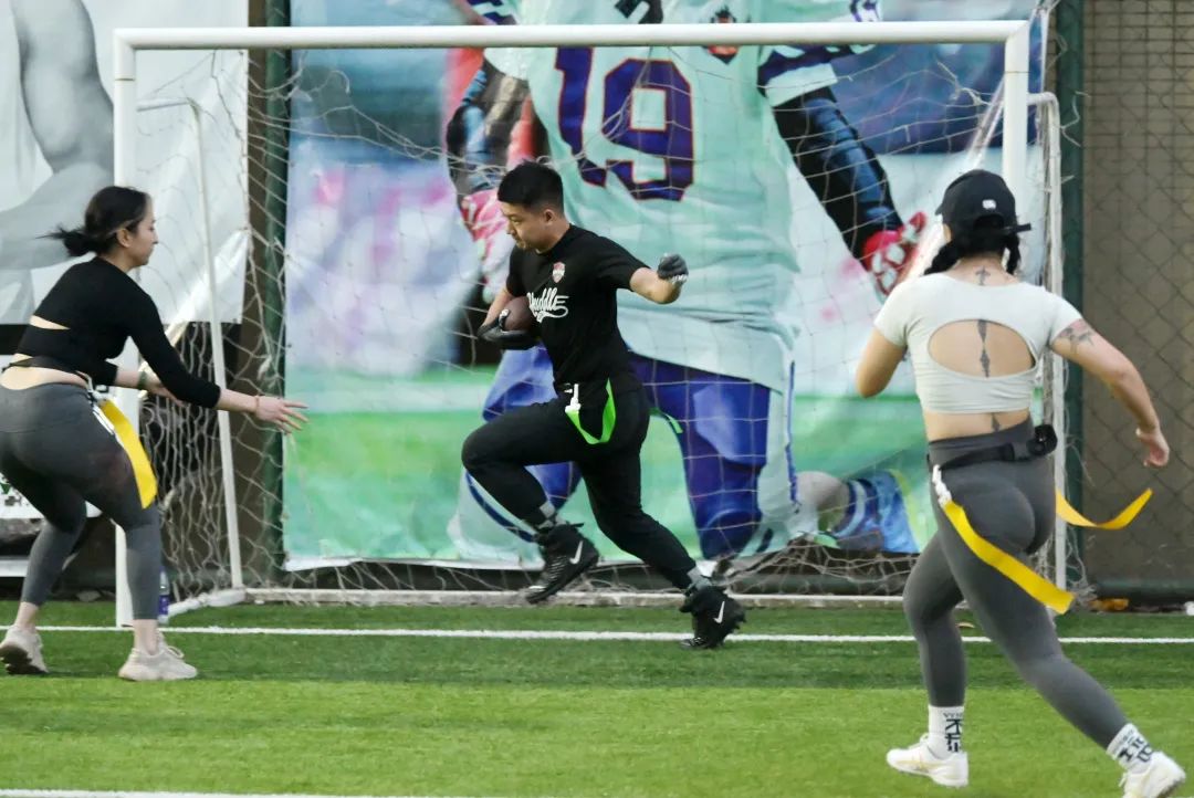 热血回归！以燃烧的城市运动基因休闲区蓝鸢梦想 - Www.slyday.coM