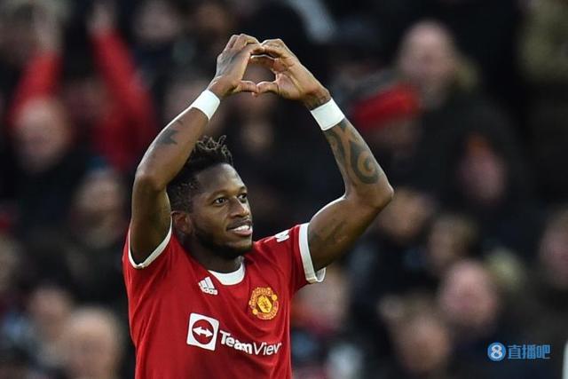 弗雷德：8号位是理想的位置，但在如今足坛你必须有多面手属性休闲区蓝鸢梦想 - Www.slyday.coM