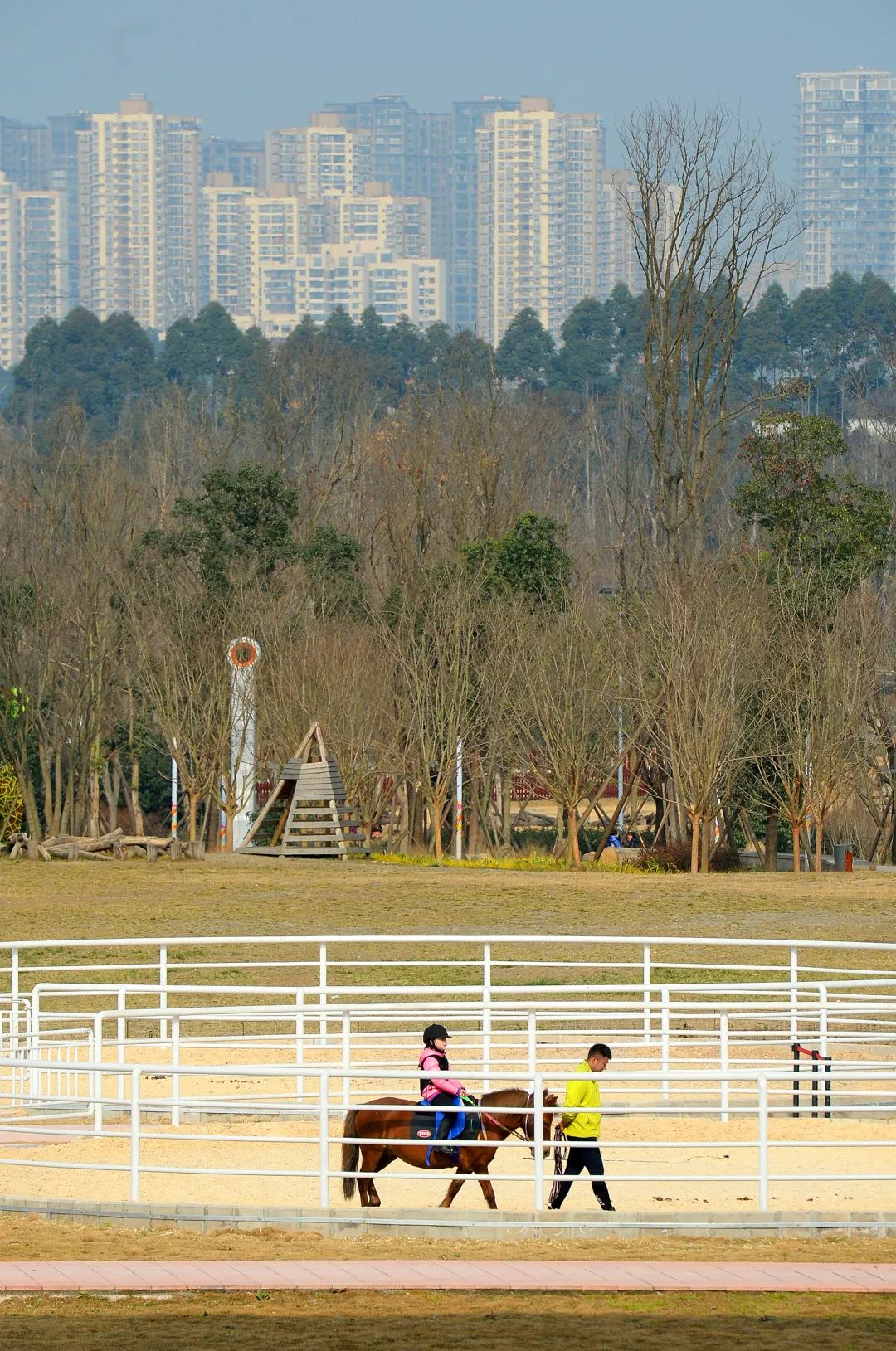 热血回归！以燃烧的城市运动基因休闲区蓝鸢梦想 - Www.slyday.coM