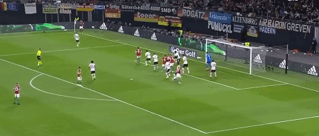 绍洛伊进球，匈牙利击败德国。