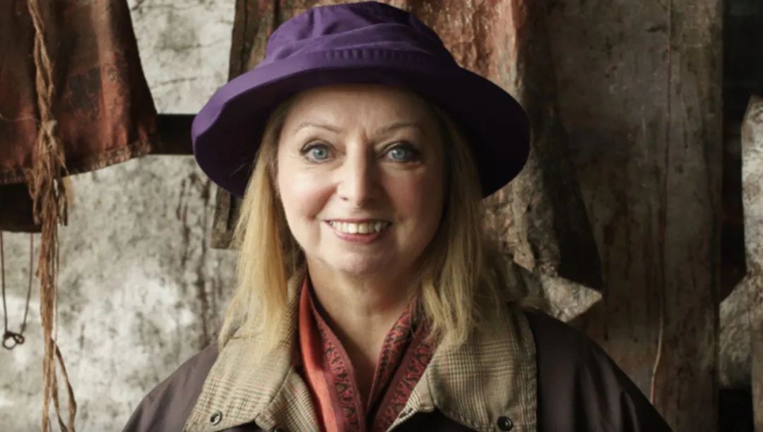 《狼厅》作者希拉里·曼特尔因中风去世，生前仍在准备新作｜逝者休闲区蓝鸢梦想 - Www.slyday.coM