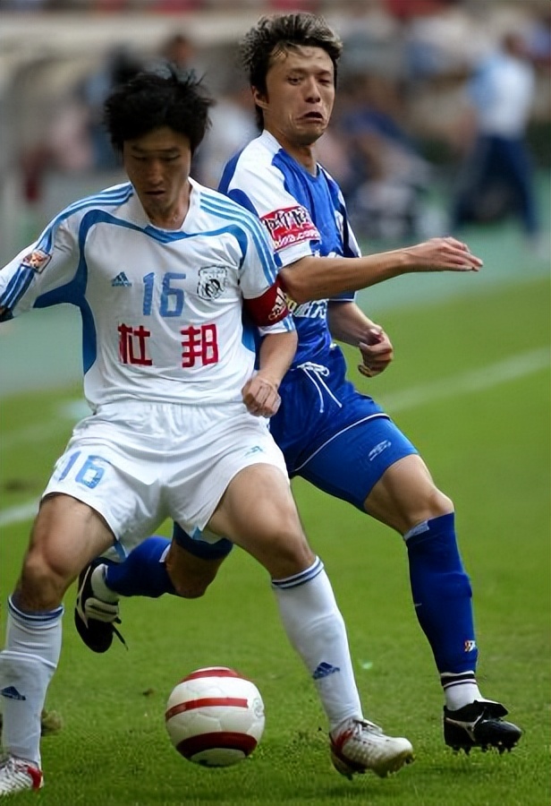 大连足球史上今天：2005年实德1比2上海申花，中超提前夺冠被延迟休闲区蓝鸢梦想 - Www.slyday.coM