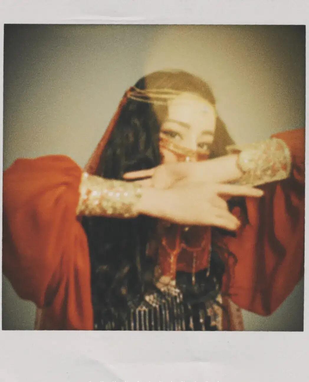 迪丽热巴也太适合“异域风”了，刷新了我对她“美貌”的认知！休闲区蓝鸢梦想 - Www.slyday.coM