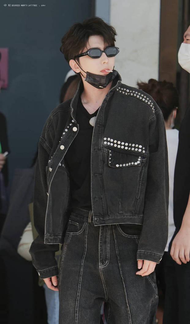 杨颖、孙怡、白露录制奔跑吧 短裙亮相甜美有活力休闲区蓝鸢梦想 - Www.slyday.coM