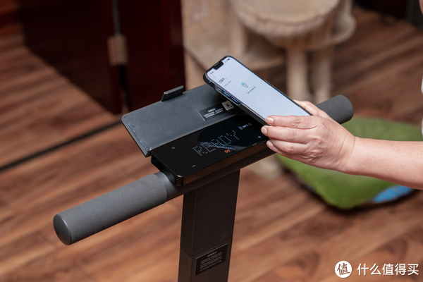 米家走步机扶手版测评：能让我和爸妈抢着锻炼是一种怎样的体验？休闲区蓝鸢梦想 - Www.slyday.coM