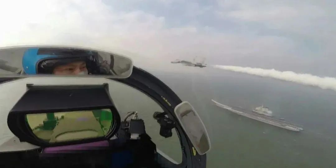 走你！“航母style”10年了，中国航母正式迈入“三舰客”时代！休闲区蓝鸢梦想 - Www.slyday.coM