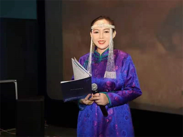 《海的尽头是草原》来沪路演，新时代再续沪蒙两地情休闲区蓝鸢梦想 - Www.slyday.coM