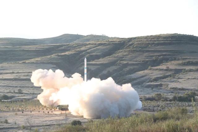 祝贺！“一箭双星”，成功发射休闲区蓝鸢梦想 - Www.slyday.coM