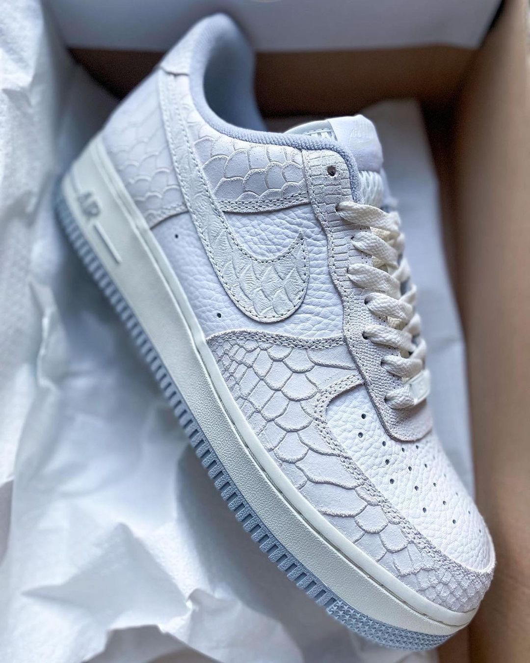 全新「白蛇」af1 要来了!|af1_新浪新闻