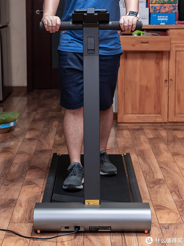 米家走步机扶手版测评：能让我和爸妈抢着锻炼是一种怎样的体验？休闲区蓝鸢梦想 - Www.slyday.coM