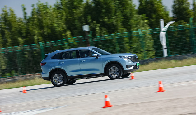 比亚迪宋DM休闲区蓝鸢梦想 - Www.slyday.coM