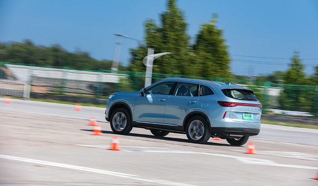 比亚迪宋DM休闲区蓝鸢梦想 - Www.slyday.coM