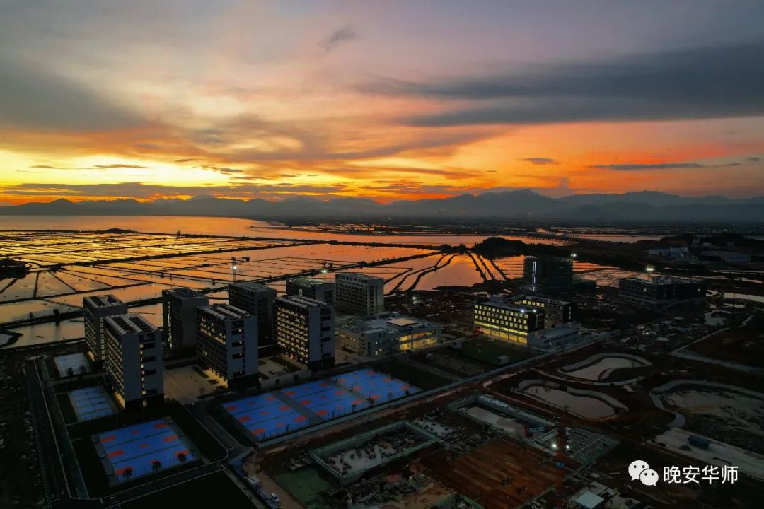 在广东读书上学是一种什么体验？真的太太太太太太...好吃了休闲区蓝鸢梦想 - Www.slyday.coM