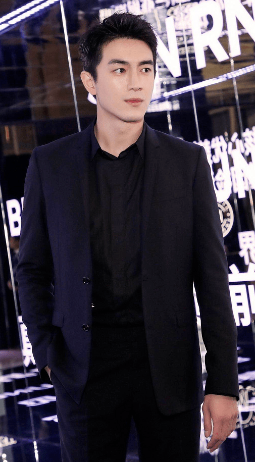 看林更新的哭戏,发现我们不止低估了他的颜值,还低估了林狗演技休闲区蓝鸢梦想 - Www.slyday.coM 看林更新的哭戏,发现我们不止低估了他的颜值,还低估了林狗演技休闲区蓝鸢梦想 - Www.slyday.coM