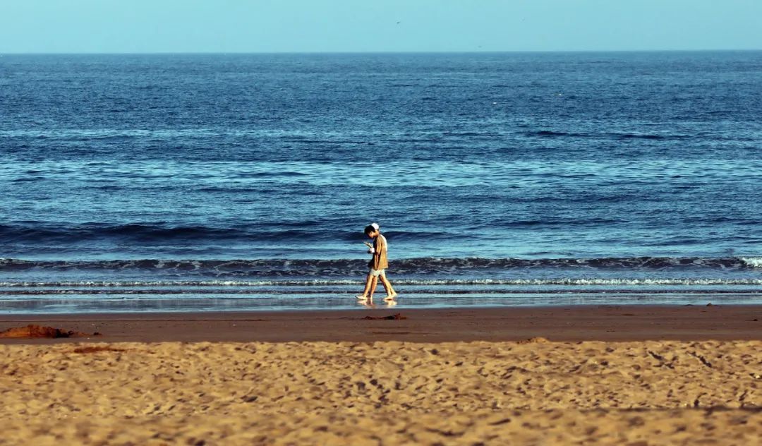 客厅能看海，家家有庭院，青岛海景房天花板！这就是我的“梦中情房”了休闲区蓝鸢梦想 - Www.slyday.coM