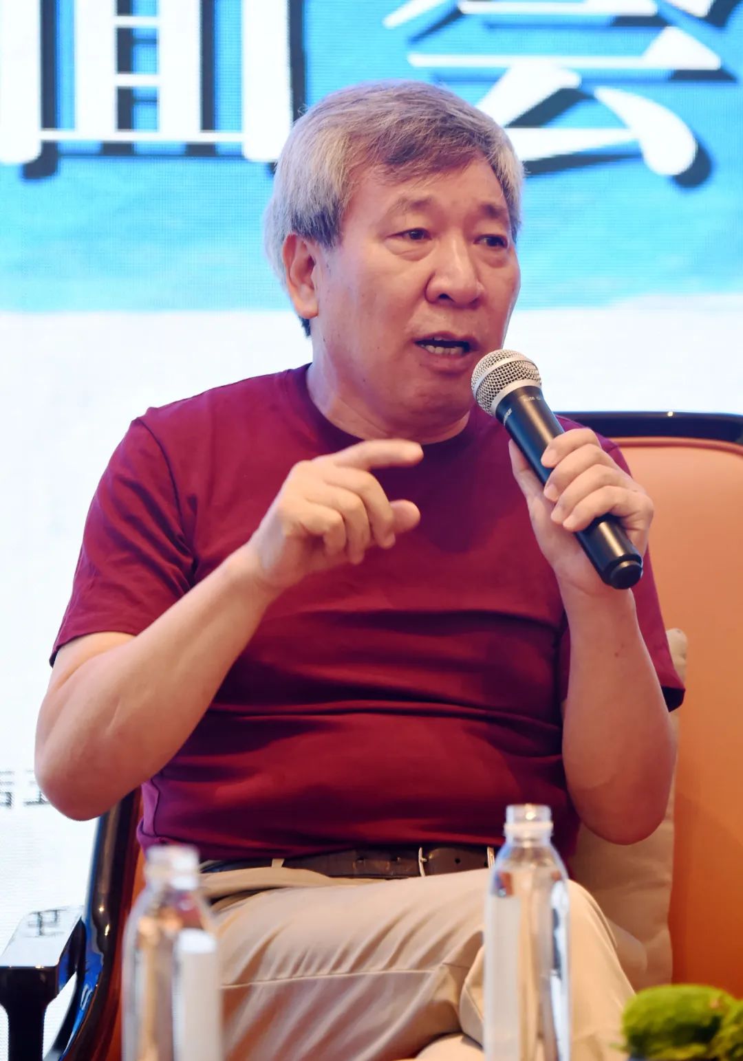 “陪跑”15年!村上春树又登诺贝尔文学奖赔率榜前十__财经头条