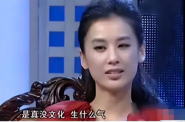黄圣依杨子离婚风波后首次合体直播，两人未戴婚戒，女方情绪低落休闲区蓝鸢梦想 - Www.slyday.coM