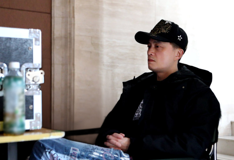 热播剧《勇者无惧》以重庆禁毒英模为原型，导演蒋理：主旋律作品创作重点是真实休闲区蓝鸢梦想 - Www.slyday.coM