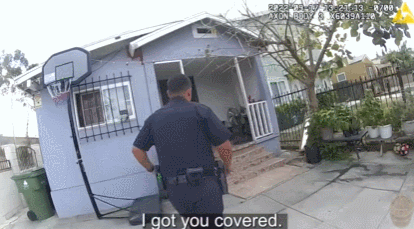 手持仿真玩具枪，美国19岁少年被警察枪杀休闲区蓝鸢梦想 - Www.slyday.coM