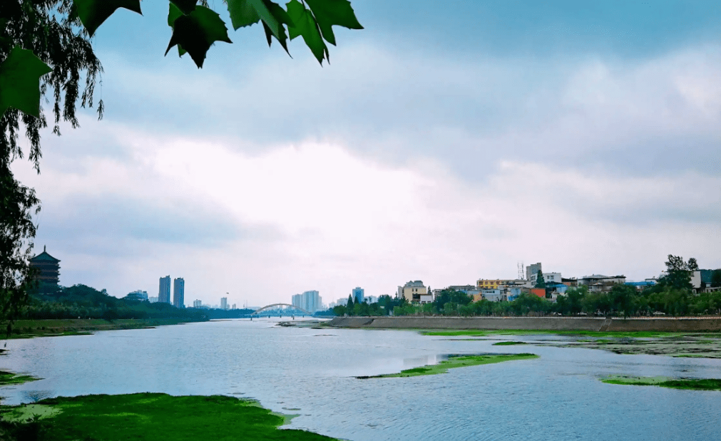 你读过最有力量的一段文字是什么休闲区蓝鸢梦想 - Www.slyday.coM 你读过最有力量的一段文字是什么休闲区蓝鸢梦想 - Www.slyday.coM