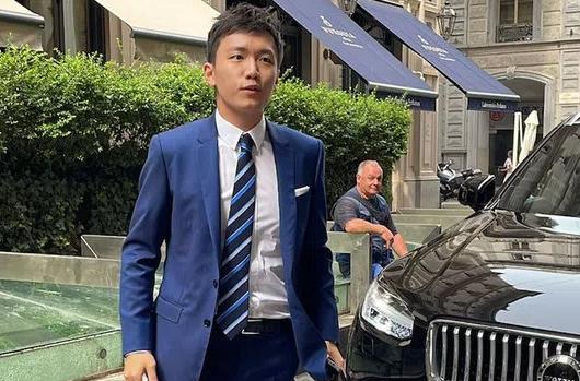 张康阳重大决定!给国米增资7亿,苏宁不退出,无视"滚蛋"横幅__财经头条