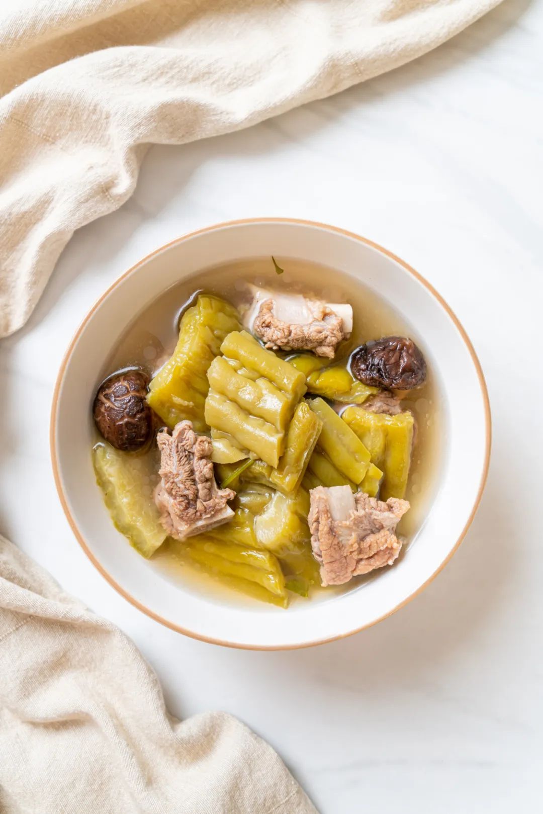 在吃苦这件事上，你可以永远相信广东人休闲区蓝鸢梦想 - Www.slyday.coM