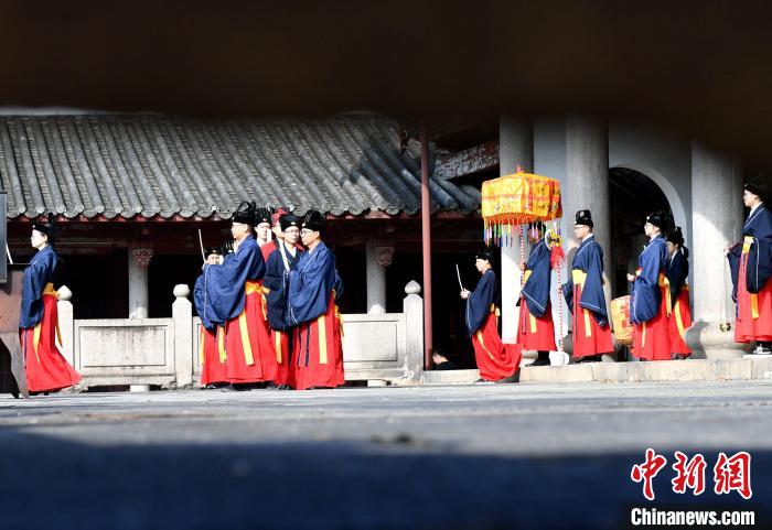 图为祭孔典礼现场。　吕明 摄