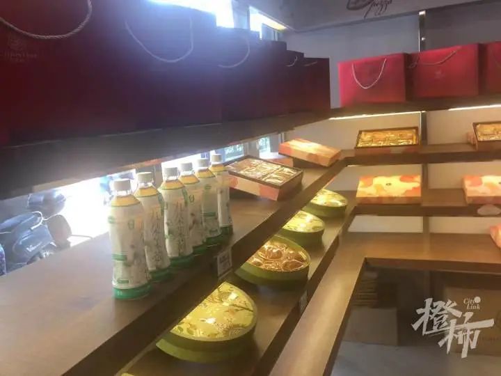 克莉丝汀店里没有面包牛奶卖？卡能退吗？杭州多家门店表示：已经半个月了休闲区蓝鸢梦想 - Www.slyday.coM