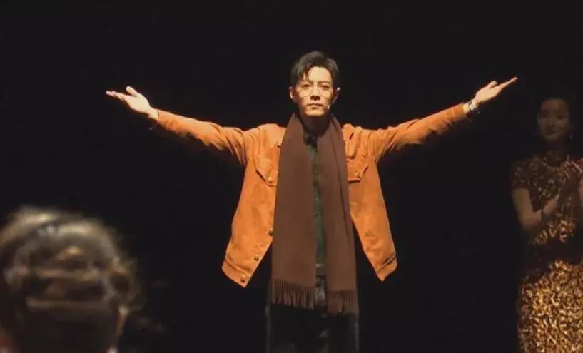 肖战《骄阳伴我》官宣，跟白百何同框照曝光，出道6年解锁新角色休闲区蓝鸢梦想 - Www.slyday.coM