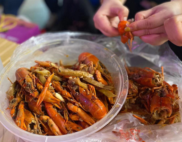 城市微度假休闲区蓝鸢梦想 - Www.slyday.coM