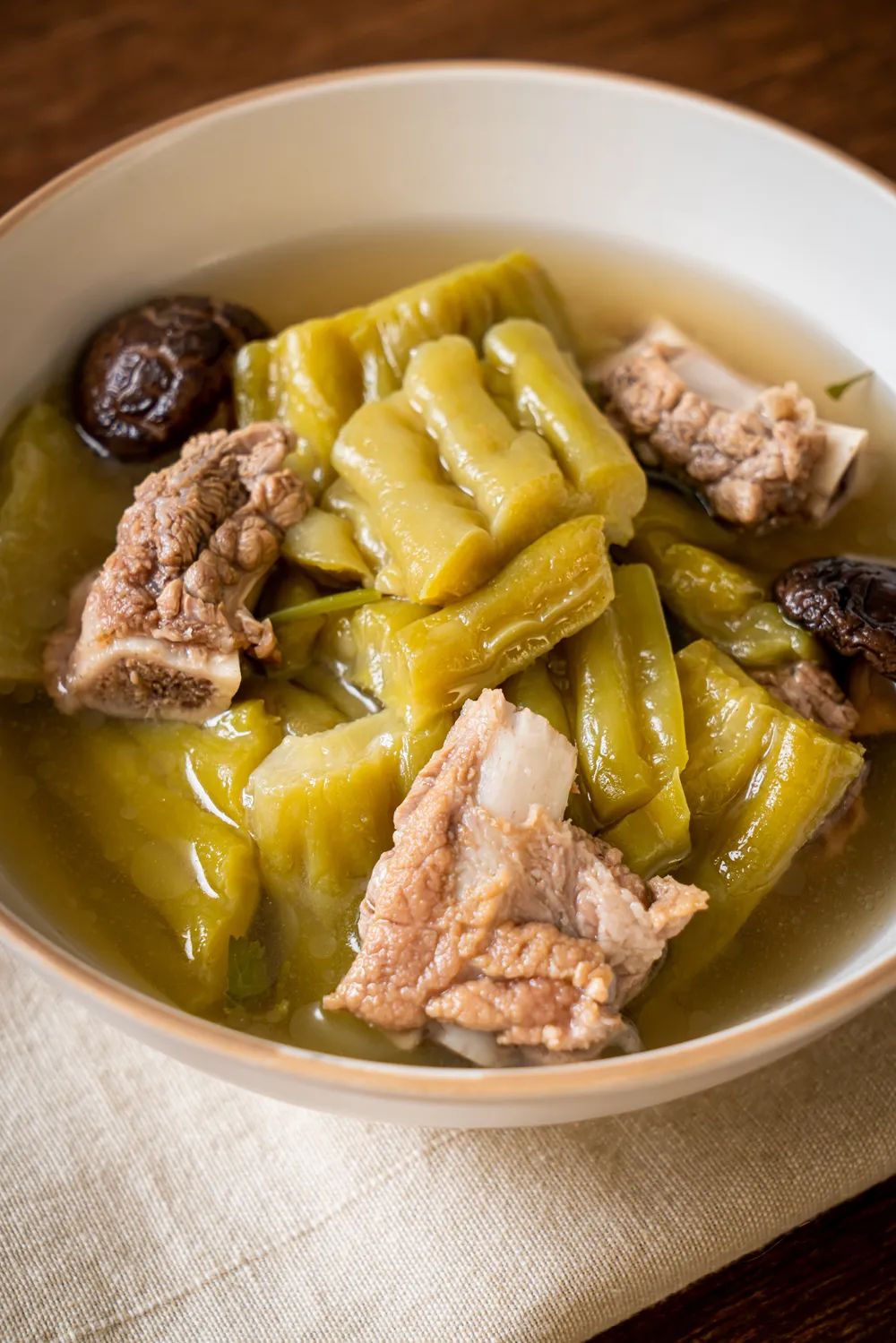 在吃苦这件事上，你可以永远相信广东人休闲区蓝鸢梦想 - Www.slyday.coM