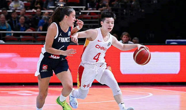 收视率第一！中国女篮晋级四强，赛后疯狂庆祝，现场球迷太给力休闲区蓝鸢梦想 - Www.slyday.coM