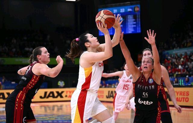 归化也难拿到金牌，为何很多人喜欢谈归化？中国女篮能否打进决赛休闲区蓝鸢梦想 - Www.slyday.coM