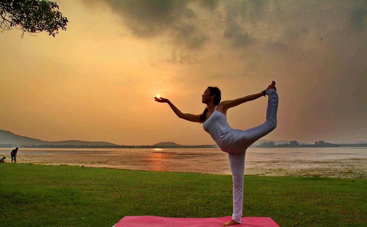 老是憋屁，对身体好吗？经常放屁是在排废气，是真的吗？建议了解休闲区蓝鸢梦想 - Www.slyday.coM